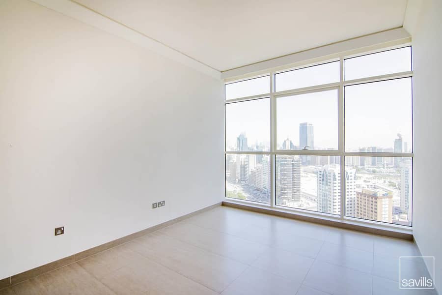 Spacious 3-Bedroom Apartment | Premium Amenities