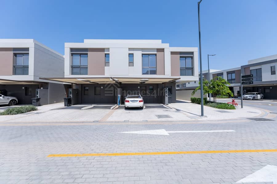 BRAND NEW | PRIME LOCATION | MIDDLE UNIT BRAND NEW | PRIME LOCATION | MIDDLE UNIT
