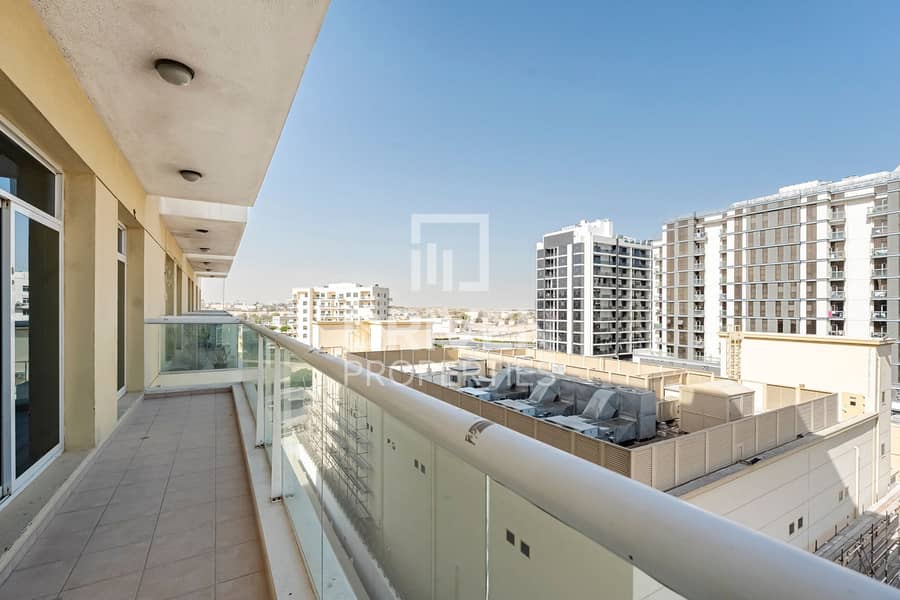 Квартира в Ливан，Кью Пойнт，Мазая 8, 2 cпальни, 75000 AED - 12092523
