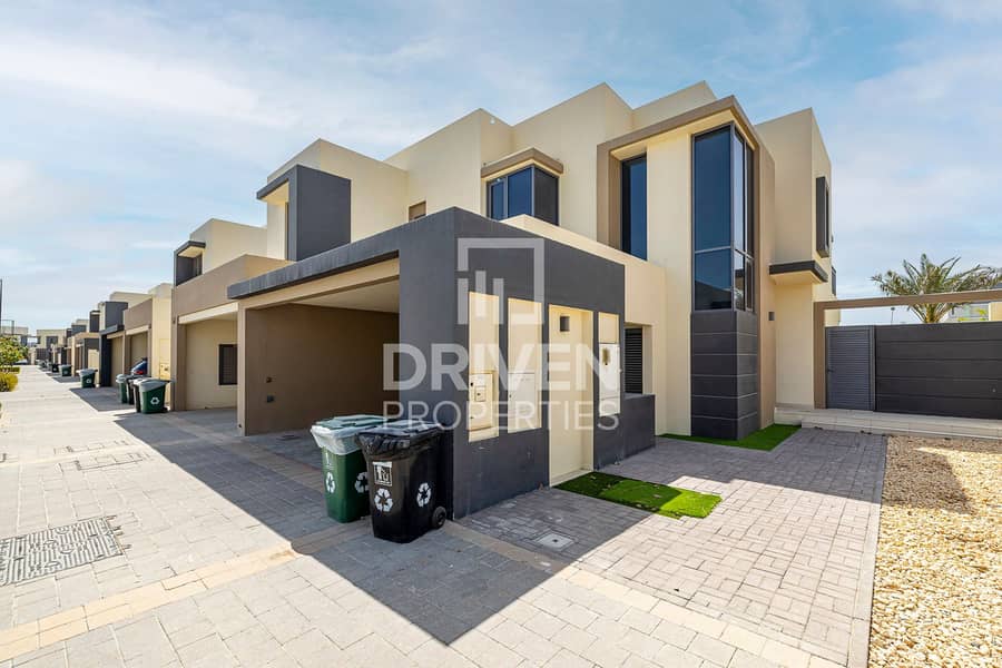 位于迪拜山庄，枫叶社区，枫叶1号公寓 4 卧室的别墅 300000 AED - 12092518