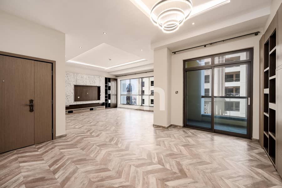 Upgraded | Vacant | Partial Sea VIew