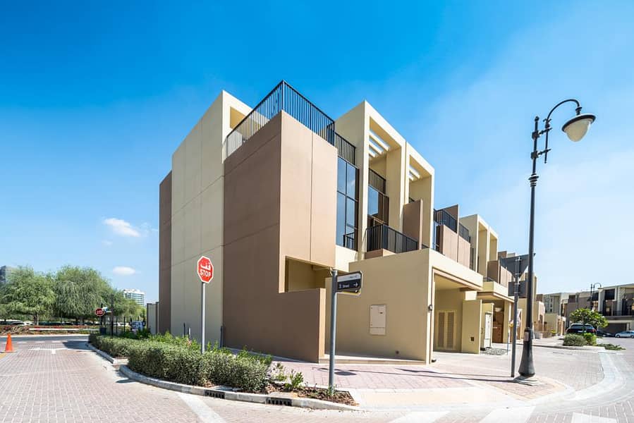 Corner Townhouse | Smart Home | Fully Equipped Corner Townhouse | Smart Home | Fully Equipped
