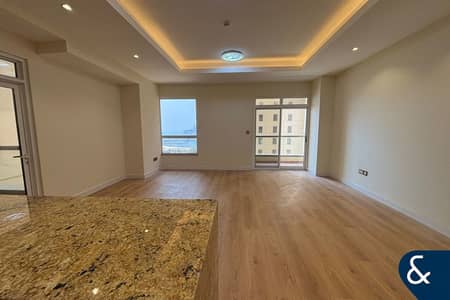 2 Bedroom Flat for Rent in Jumeirah Beach Residence (JBR), Dubai - | Fully Upgraded | High-Specs | Luxury |