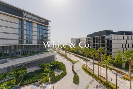 4 Bedroom Flat for Sale in Bluewaters Island, Dubai - Beautiful Home | Fully Renovated | Ocean Views
