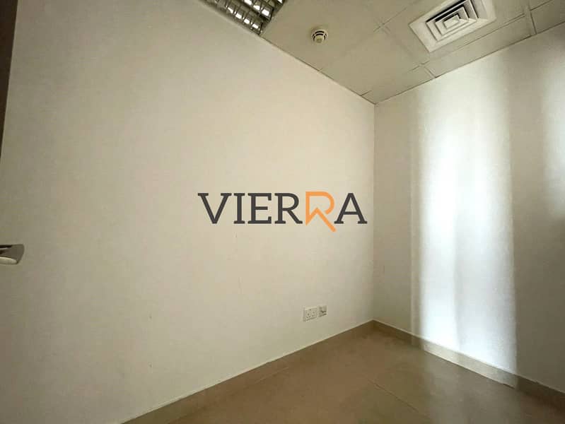 7 5034f92a-4eba-4e16-8759-236a51297dc0. jpg