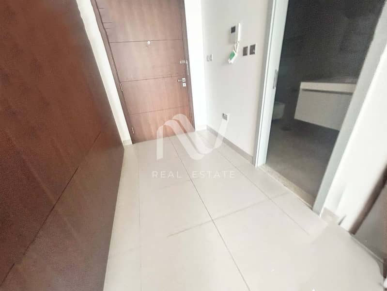 3 Canal Residence 1BR, Al Reem Island - 178803003639_0013_Brightness_Contrast 10. jpg