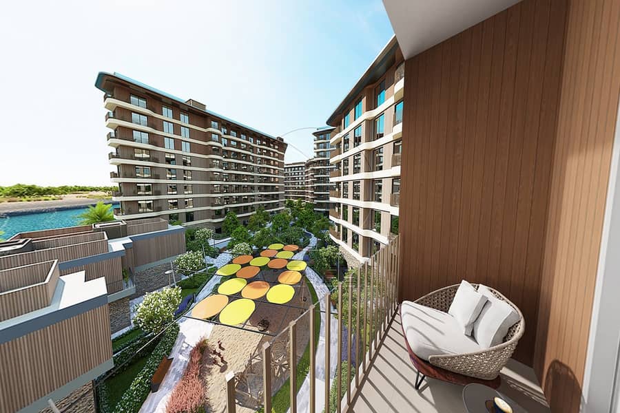 2 Balcony 1. jpg