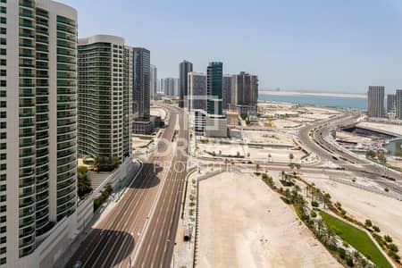 فلیٹ 2 غرفة نوم للايجار في جزيرة الريم، أبوظبي - شقة في رفلكشن،شمس أبوظبي،جزيرة الريم 2 غرف 125000 درهم - 12094191