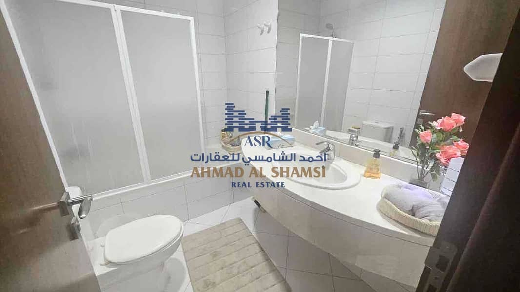 15 acbbe9ff-6663-4e8c-87ac-4e3f56c098d9. jpg
