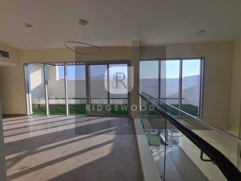 6 RIDGEWOOD REAL ESTATE 007 (22). jpg