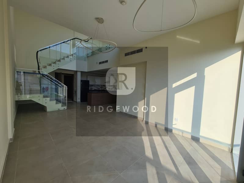 9 RIDGEWOOD REAL ESTATE 007 (18). jpg