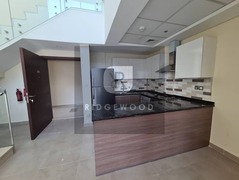 11 RIDGEWOOD REAL ESTATE 007 (3). jpg