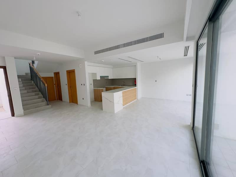 2 Luxury_Villa__Spacious___Prime_Location-2. jpg