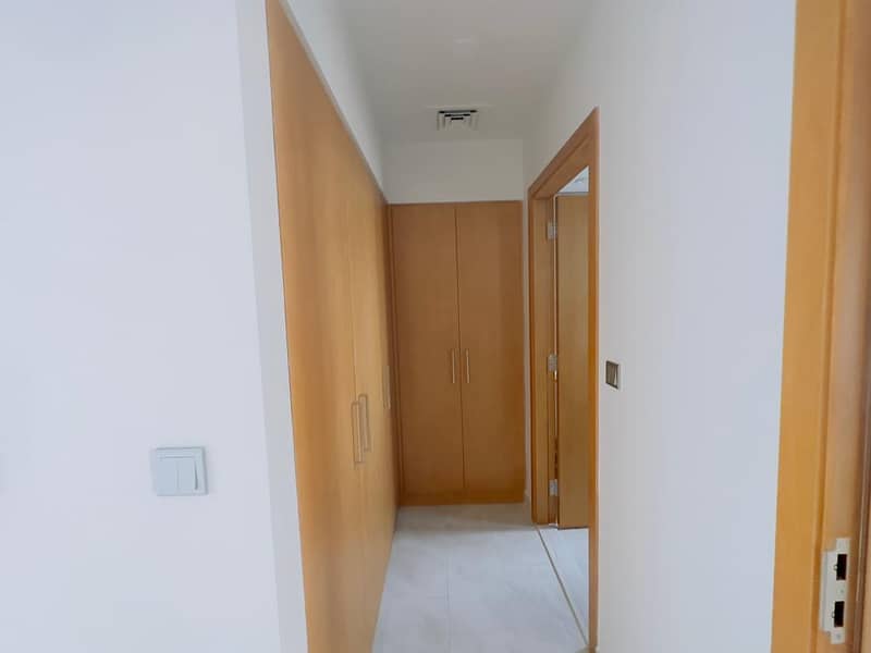 8 Luxury_Villa__Spacious___Prime_Location-12. jpg