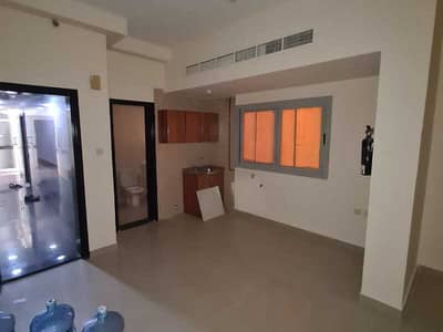 布缇娜社区， 夏尔迦 单身公寓待租 - 位于布缇娜社区 的公寓 15000 AED - 12094821