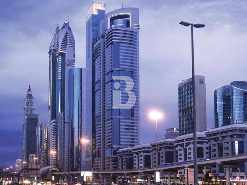位于谢赫-扎耶德路，市中心卡尔顿酒店 的商铺 180000 AED - 12095265