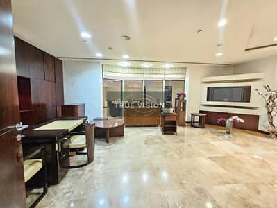 مکتب  للايجار في شارع الشيخ زايد، دبي - IMG-20250629-WA0027. jpg