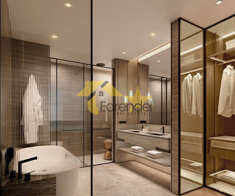 4 Bathroom. jpg