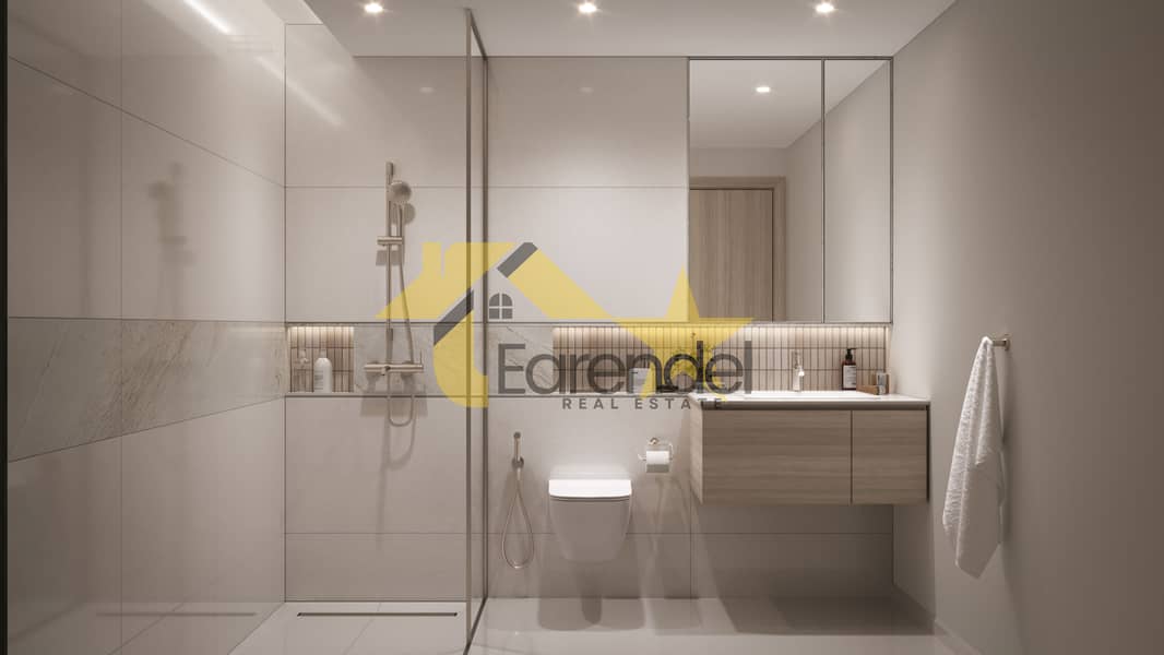 11 Bathroom. jpg