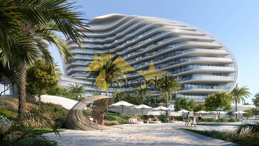 9 OYSTRA SANDY BEACH 01. jpg
