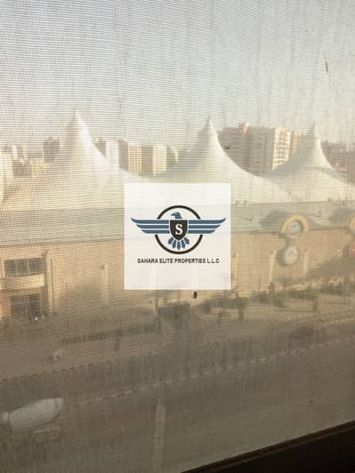 ONE MONTH FREE!! 1 BHK with Balcony just opposite to Sahara Center near Dubai Exit