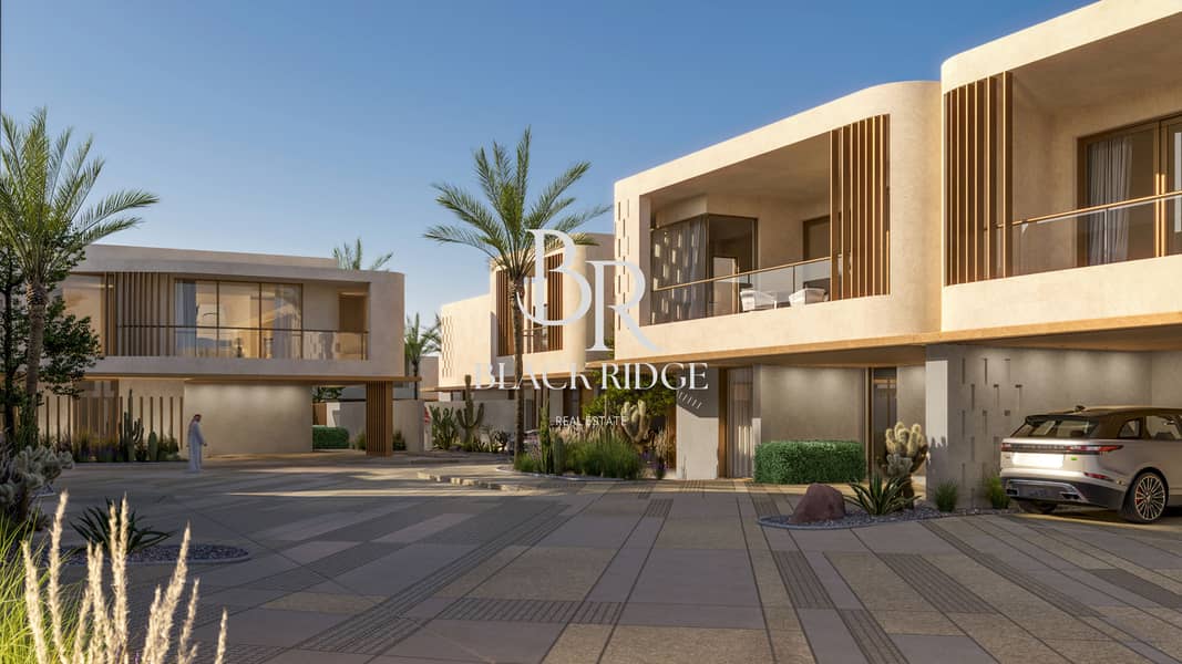 19 AL Tay Hills, Typical Villa Forecourt 1. jpg