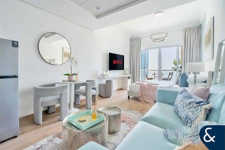 Studio for Rent in Jumeirah Lake Towers (JLT), Dubai - Fully Furnished Upgraded Studio | High Floor