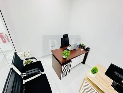 مکتب  للايجار في القرهود، دبي - 3b294669-141b-4f0d-82dc-388f7c375d96. jpg