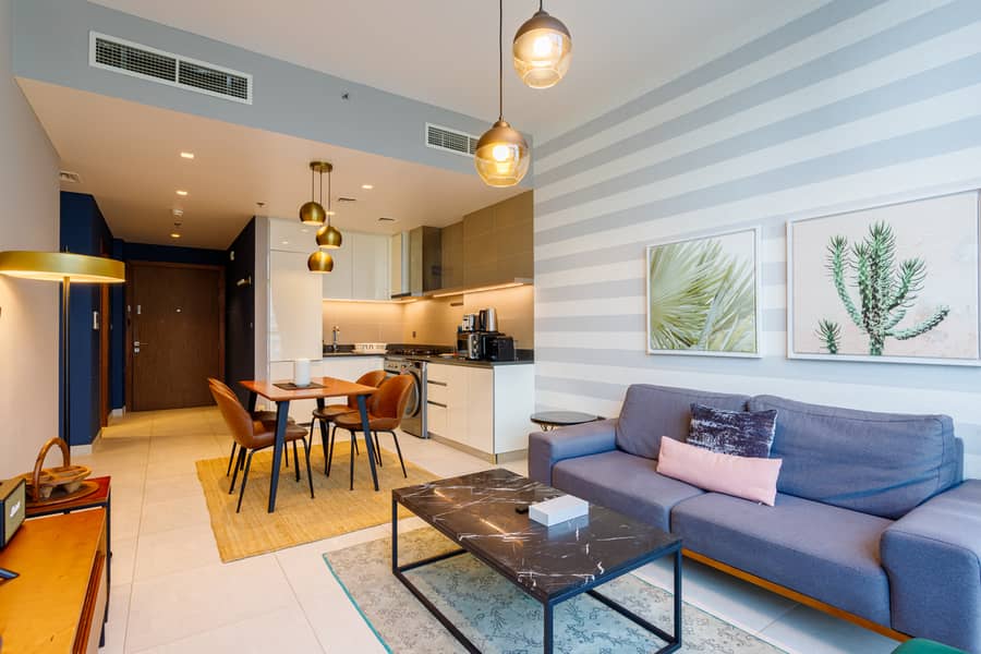 Stunning Marina Waterfront 2 Bed Escape AVAILABLE NOW