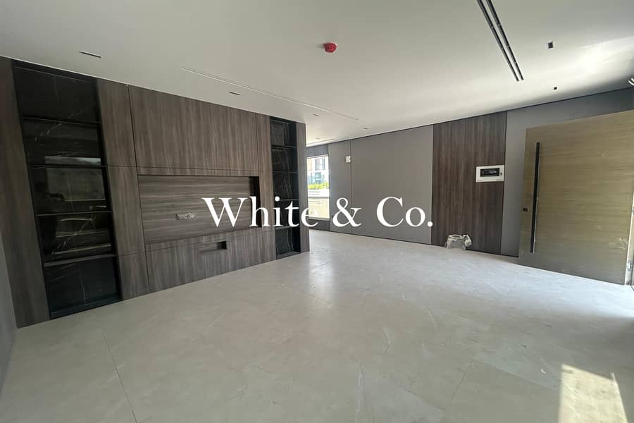 Ready Now | Brand New | Spacious Layout