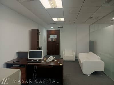 مکتب  للايجار في أبراج بحيرات الجميرا، دبي - IMG-20250702-WA0037. jpg
