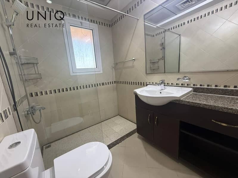 26 Bathroom 3. jpeg