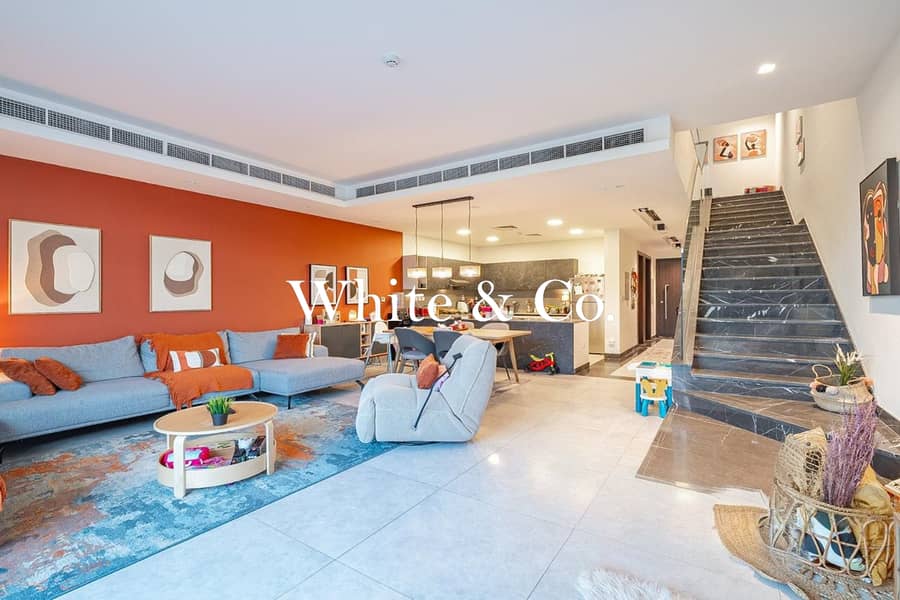 Single Row | Vacant on Transfer | 4-Bed