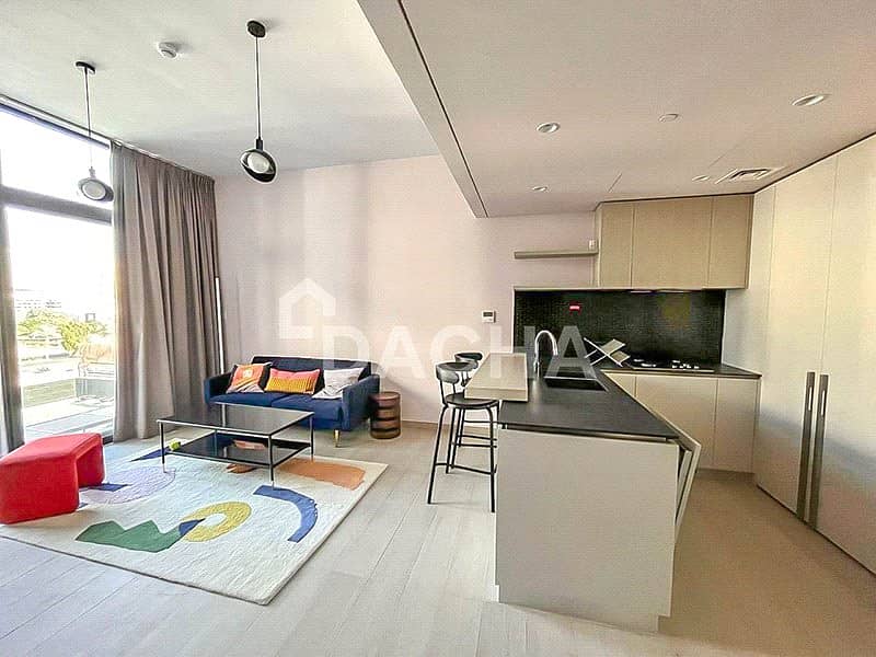 Vacant | 2 Bedroom | Pool View | Furnished