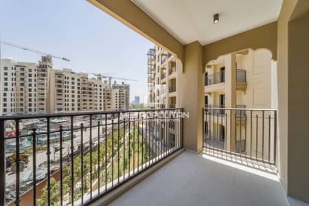 2 Bedroom Flat for Rent in Umm Suqeim, Dubai - Spacious Unit | Open Plan | Sleek Design