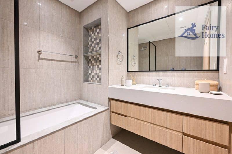3 Bathroom (1). jpg