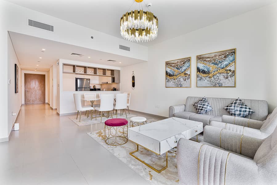 7 Living Room (18). jpeg