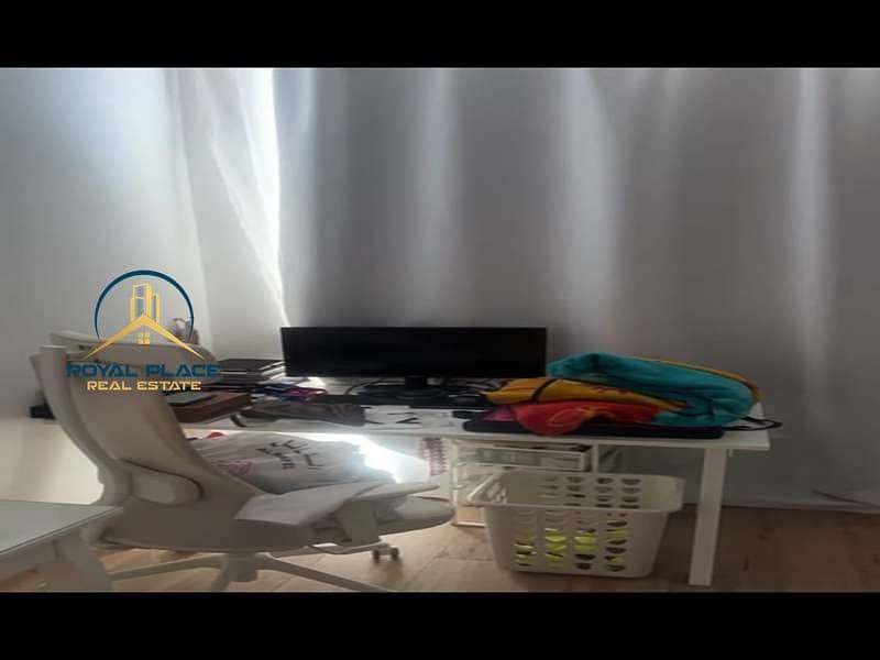 8 c951431c-cbcc-4f23-8c9d-1b82d206d5bf_11zon. jpeg