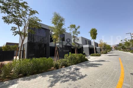 4 Bedroom Villa for Sale in Tilal City, Sharjah - Hot Sale | 4-Bedroom Freehold Villa | Luxury Living with Premium Amenities |