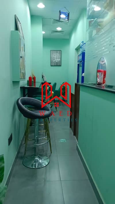 محل تجاري  للايجار في الكرامة، دبي - WhatsApp Image 2025-07-01 at 1.37. 58 PM. jpeg