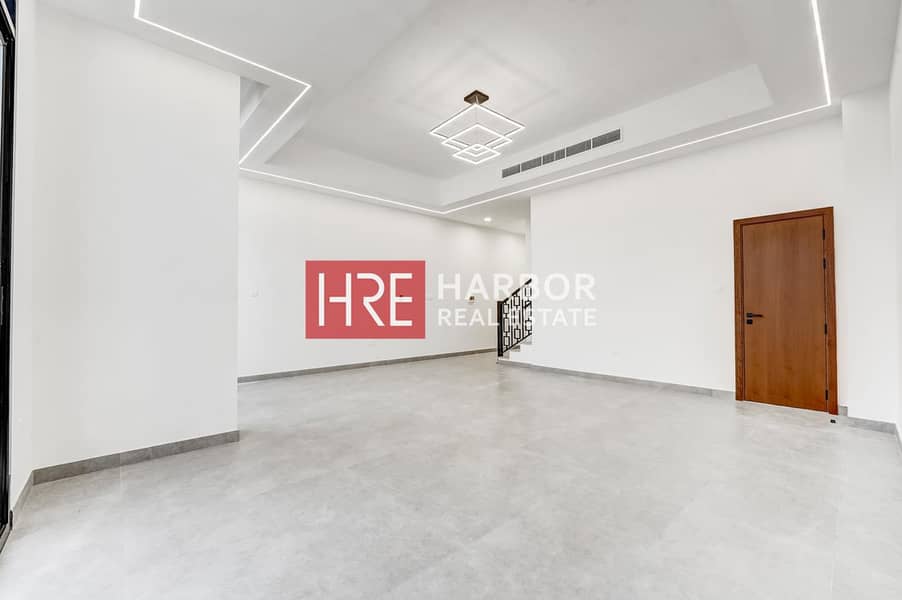 Вилла в Джумейра，Джумейра 1, 4 cпальни, 270000 AED - 12102365