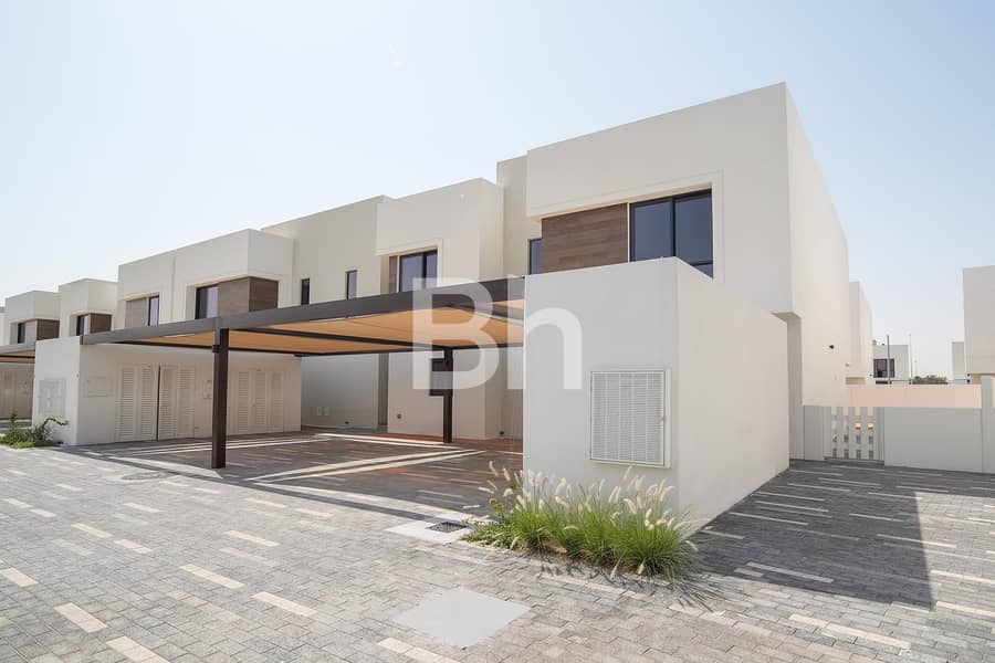 位于雅斯岛,诺亚-维瓦 3 卧室的联排别墅 3800000 AED - 12102460 位于雅斯岛,诺亚-维瓦 3 卧室的联排别墅 3800000 AED - 12102460