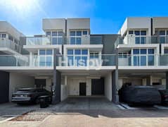 Vacant | Open Kitchen | Modern Layout