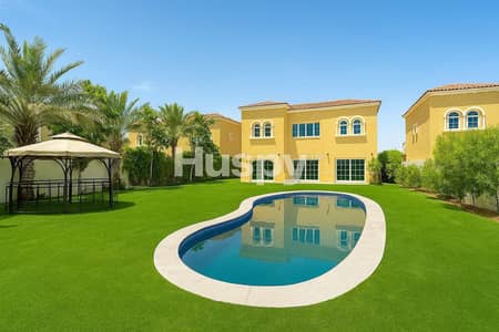 4 Bedroom Villa for Rent in Jumeirah Park, Dubai - All Ensuite | Ground Floor Bedroom | New Pool