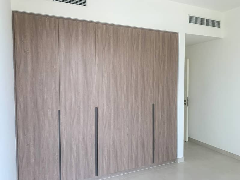 7 Brand_New___Park_View___3BR__Maids-10. jpg