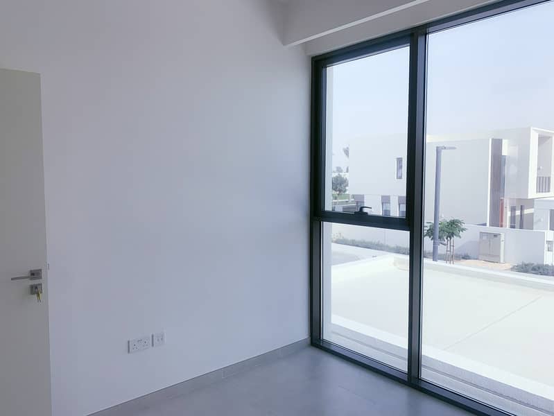 9 Brand_New___Park_View___3BR__Maids-21. jpg