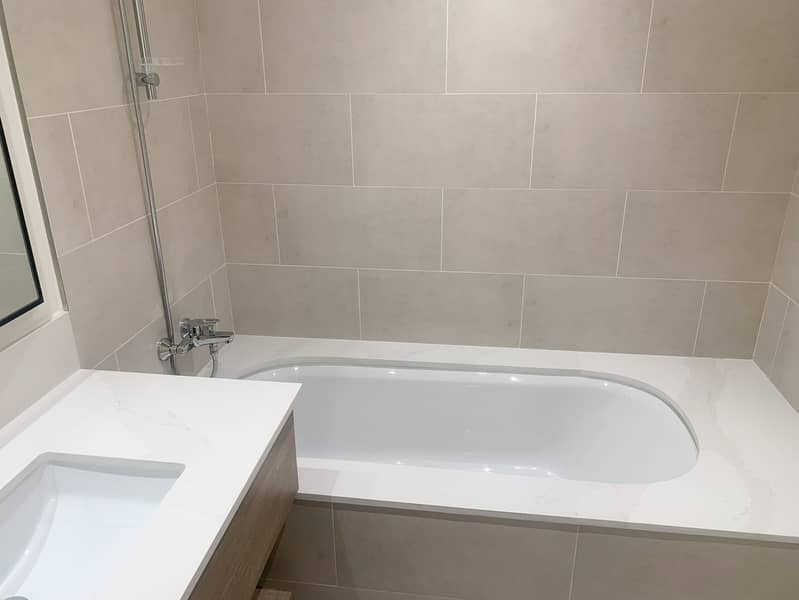 12 Brand_New___Park_View___3BR__Maids-19. jpg