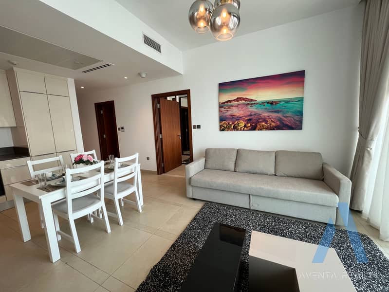 3 Living Area(1). JPG