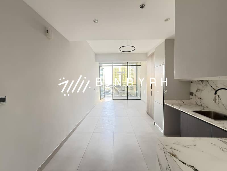BRAND NEW | READY TO MOVE IN | LARGE BALCONY