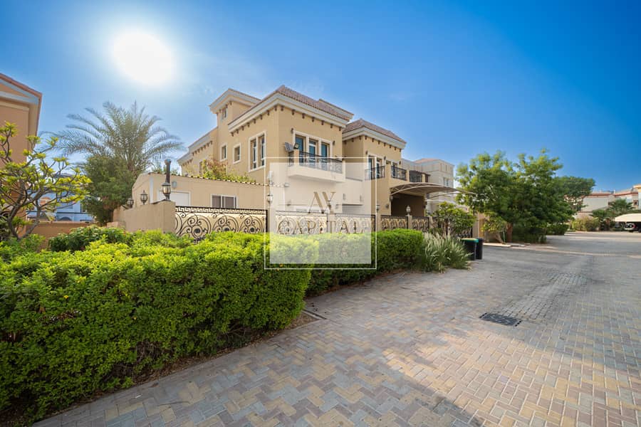 Prime location | Custom-Built | Spacious